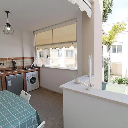 Semesterbostad Casa Nicoletti A 200 Mt Sabbia, - Apulia